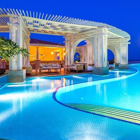 Baron Palace Sahl Hasheesh Hurghada Buitenkant foto The pool at the Sheraton Nha Trang Hotel & Spa Resort
