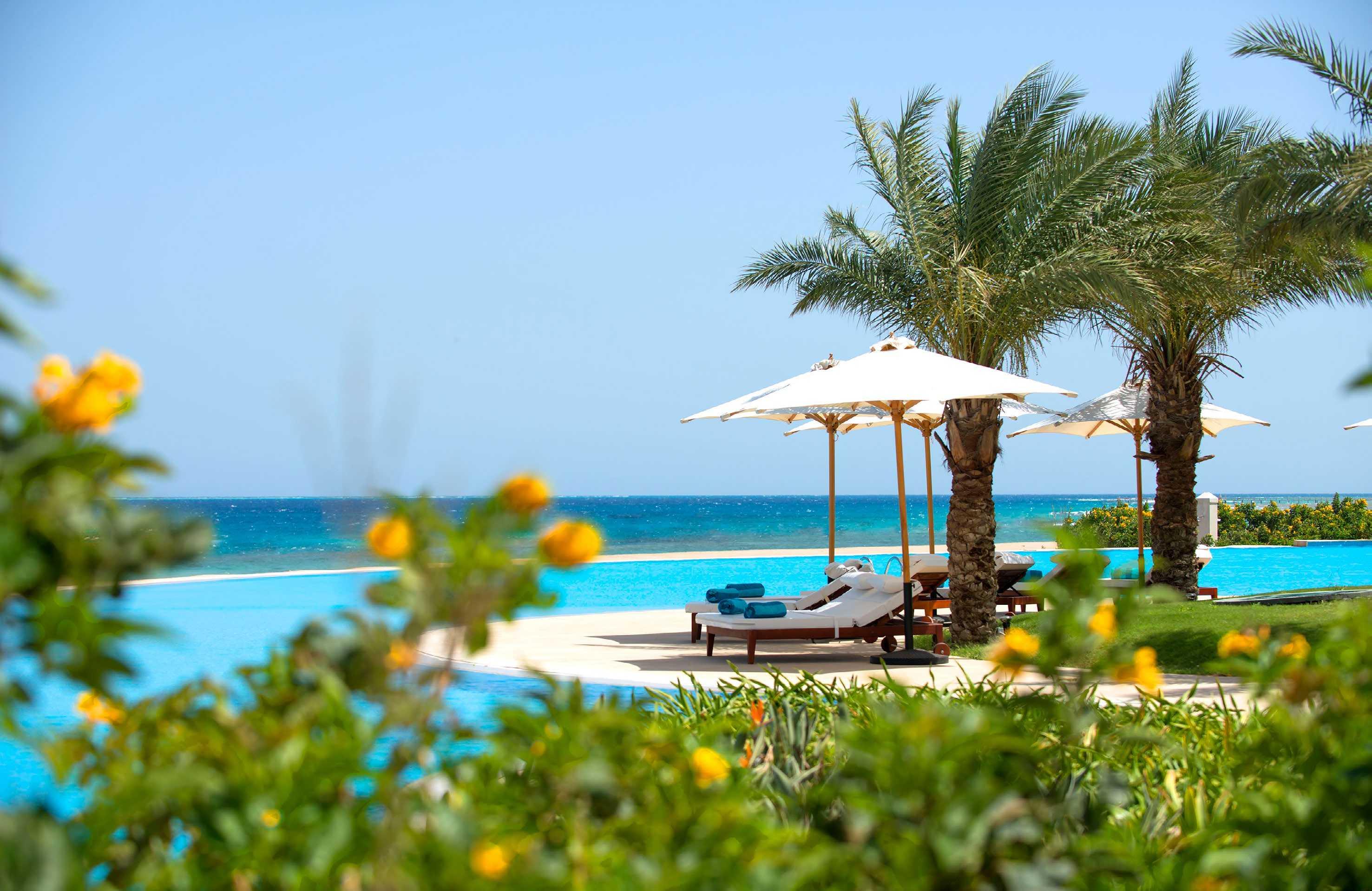 Baron Palace Sahl Hasheesh Hurghada Buitenkant foto The pool at the resort