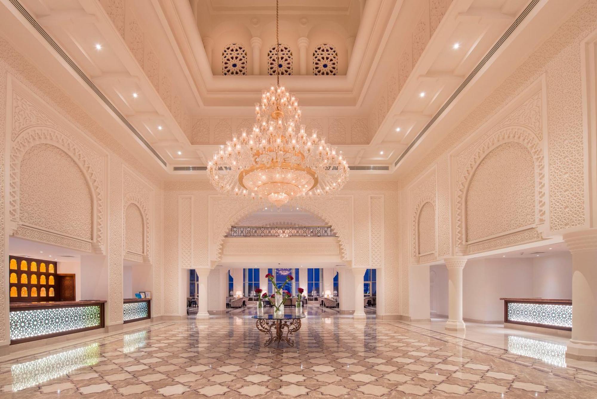 Baron Palace Sahl Hasheesh Hurghada Buitenkant foto The lobby of the hotel