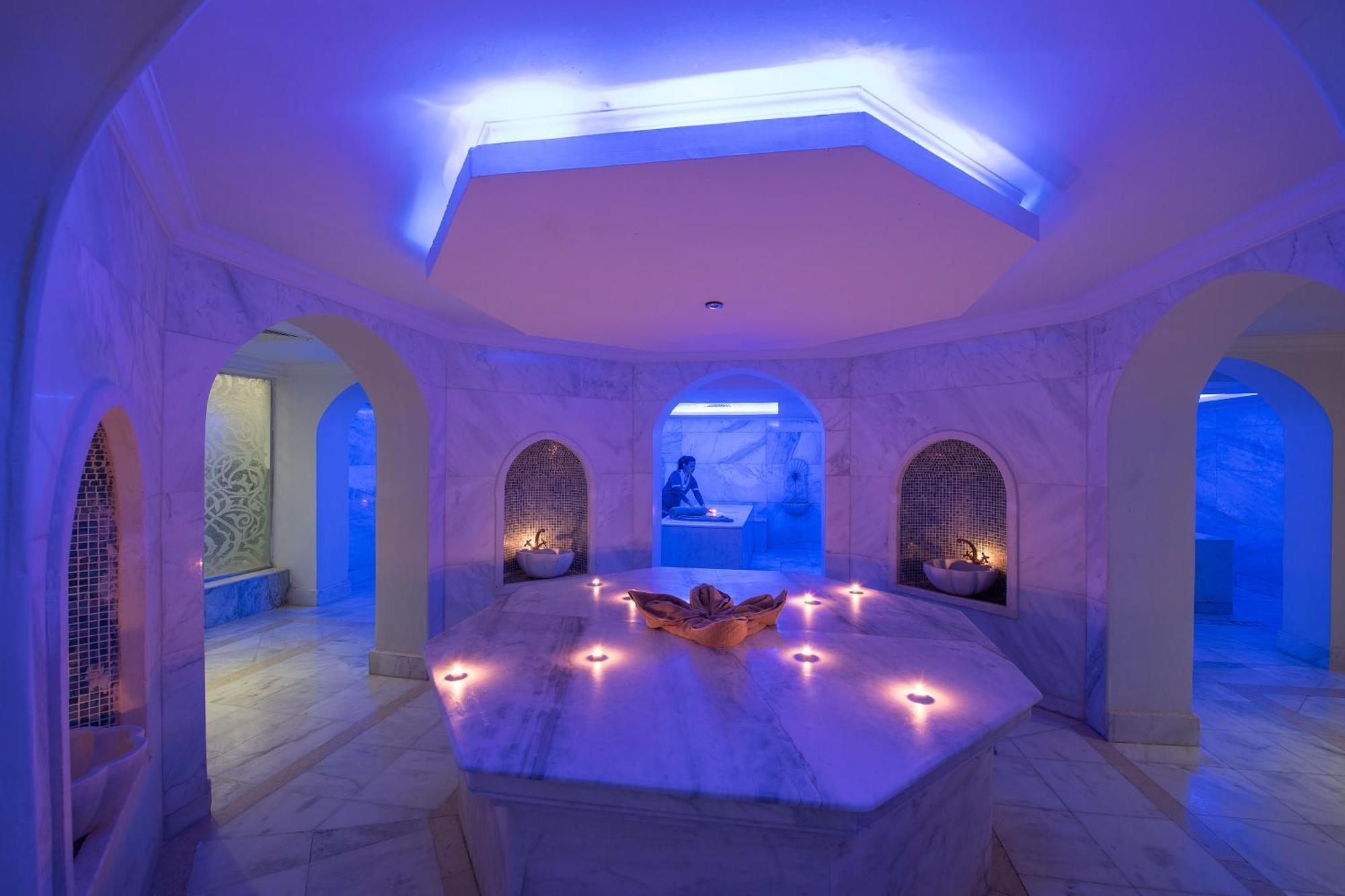 Baron Palace Sahl Hasheesh Hurghada Buitenkant foto Turkish bath in the hotel