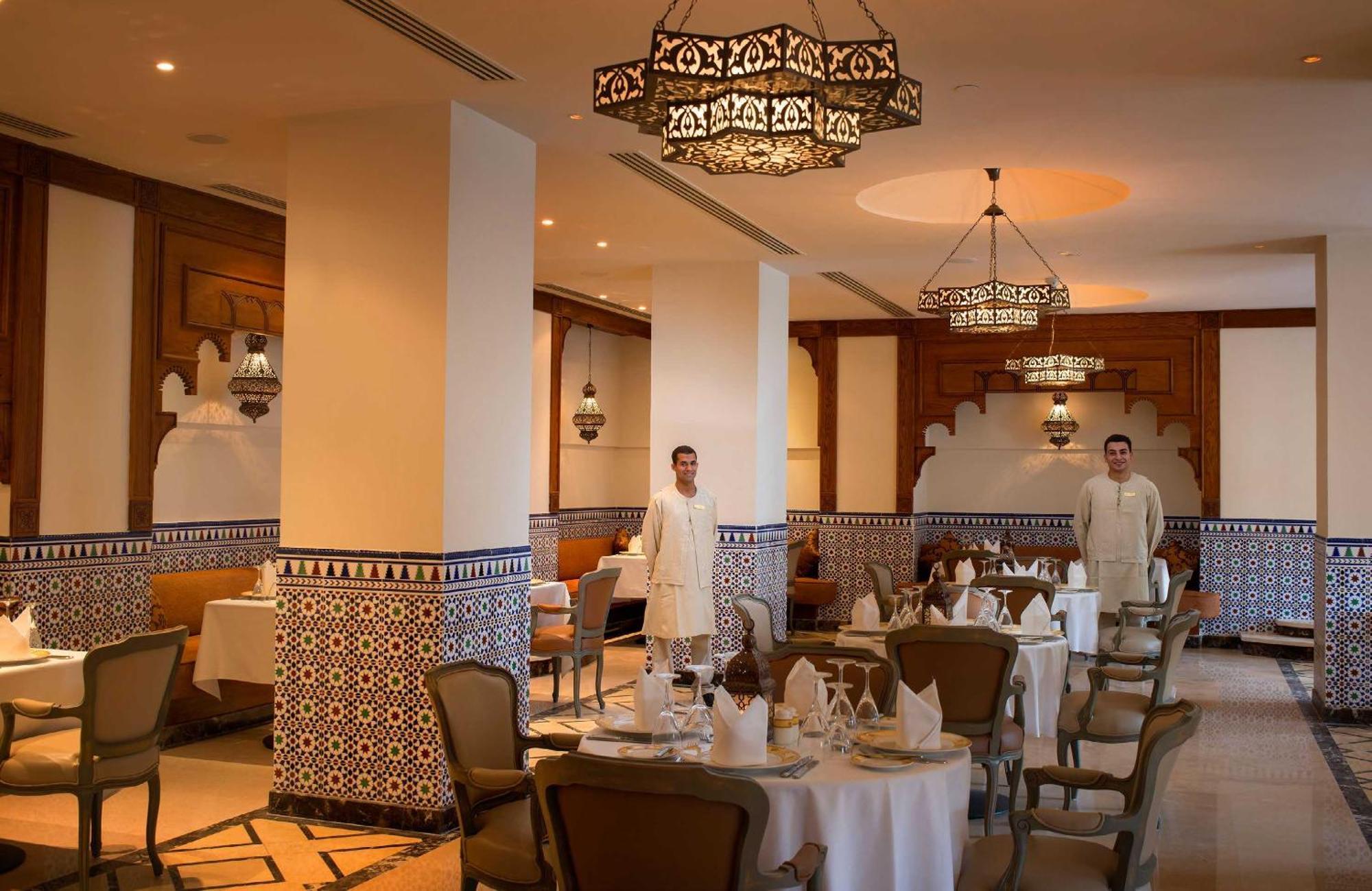 Baron Palace Sahl Hasheesh Hurghada Buitenkant foto The restaurant